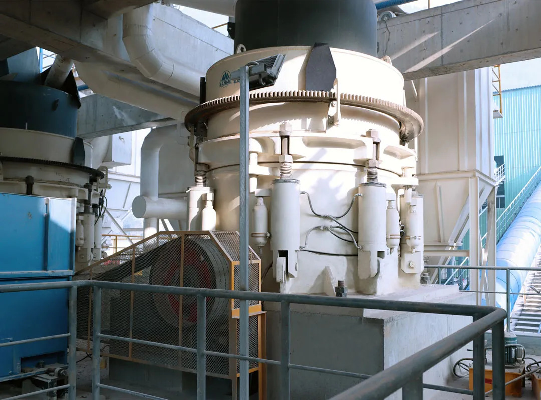 2臺SMS5000大型多缸液壓圓錐破碎機服務于華新水泥（長陽）時產2000噸骨料生產EPCO項目